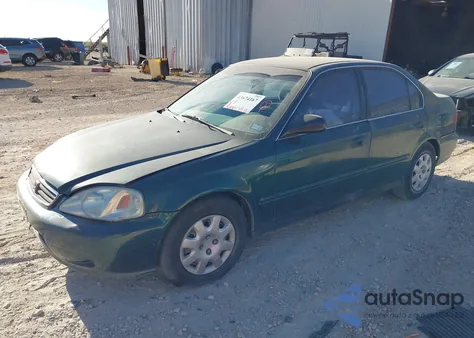 1999 Honda Civic Value Package из США, поврежденный, VIN 2HGEJ6618XH519357